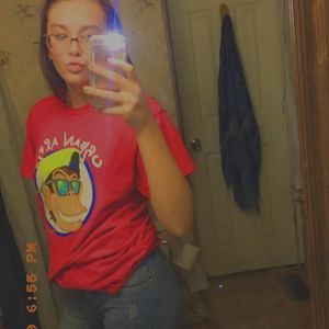 Meet your Posher, Katelyn